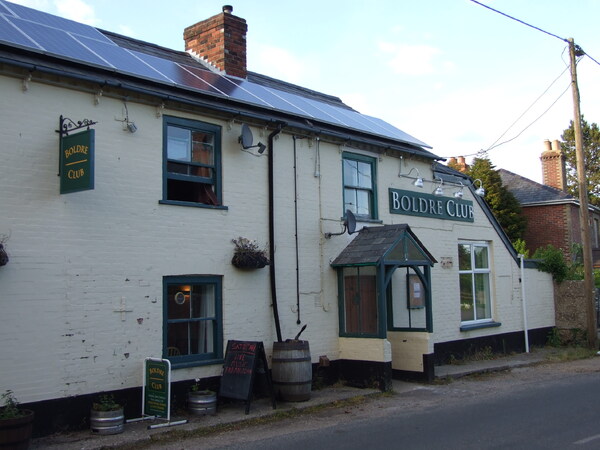 Boldre Working Mens Club, Pilley