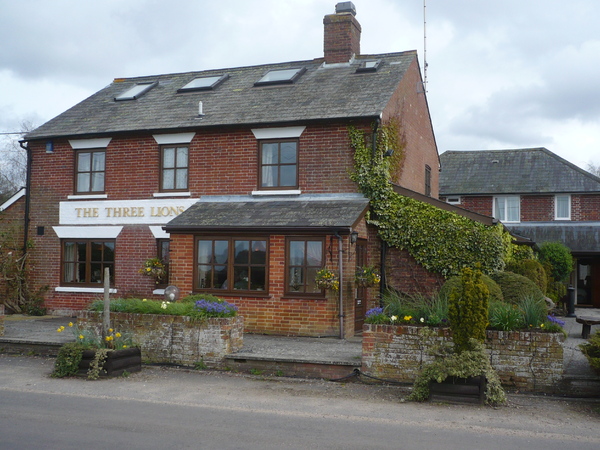 Three Lions, Stuckton