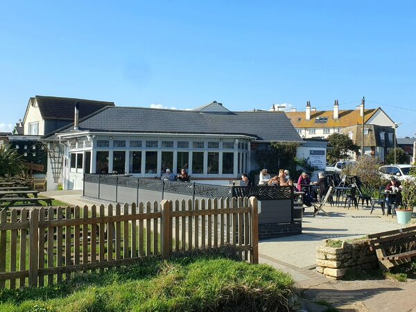 Beachcomber, Barton on Sea